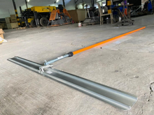 Muat gambar ke penampil Galeri, Aluminium Bullfloat